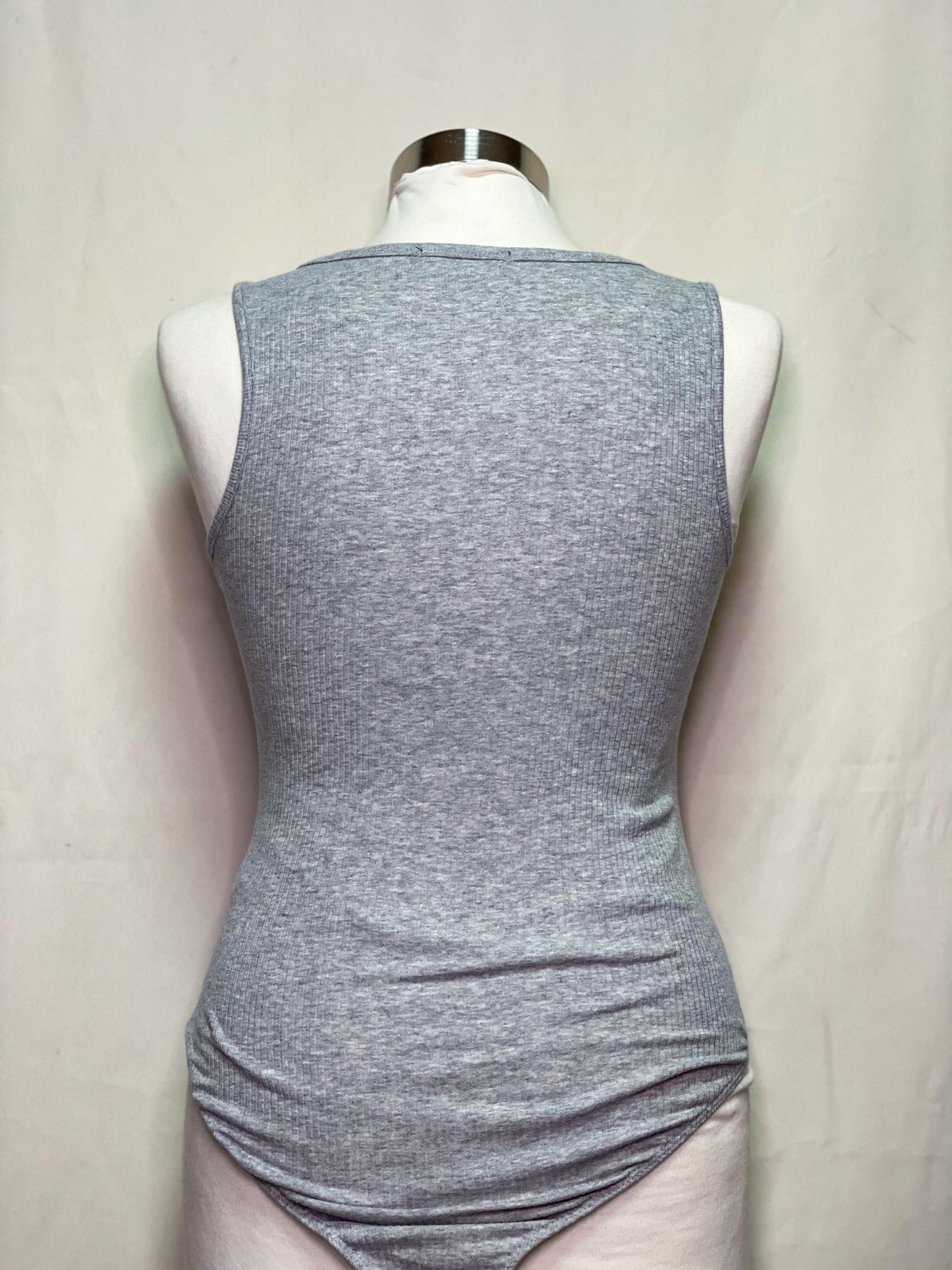 GRAY RIBBED CASUAL BODYSUIT